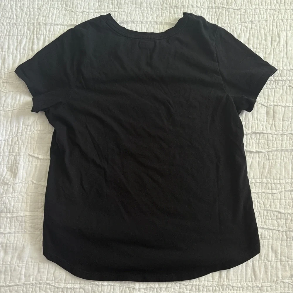 Old Navy Halloween Tee - Picture 3 of 3